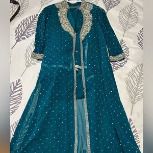 Beautiful handwork turquoise Pakistani Suit (4pc)